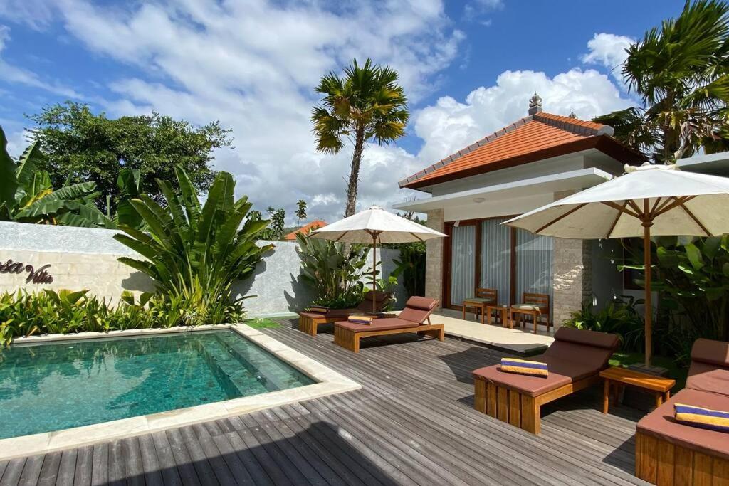 Batununggul Nau Nusa Villa מראה חיצוני תמונה