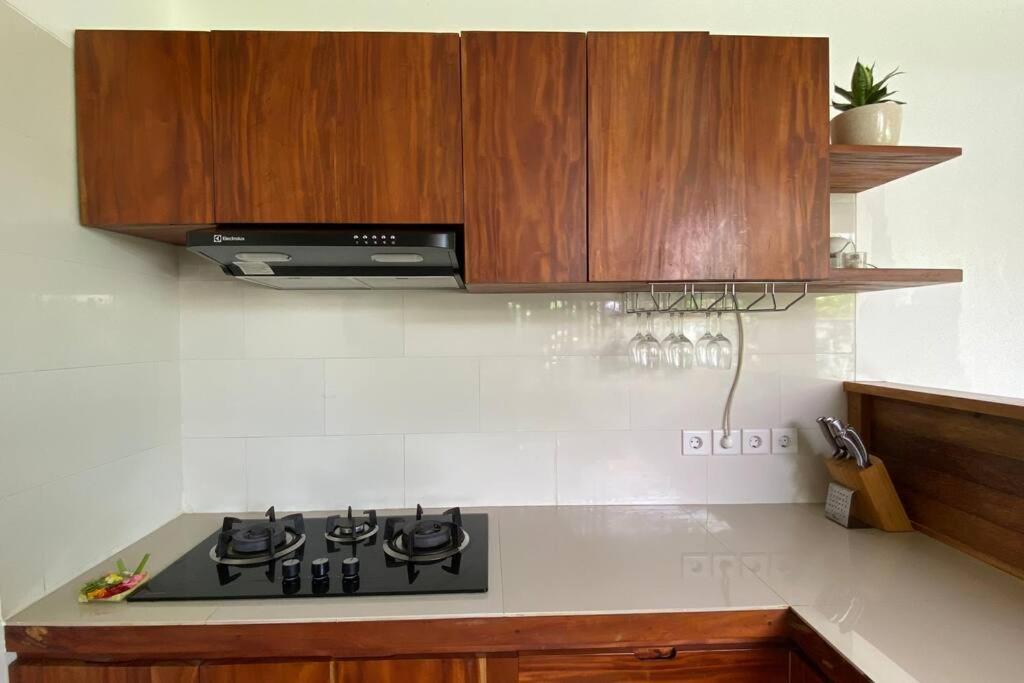 Batununggul Nau Nusa Villa מראה חיצוני תמונה